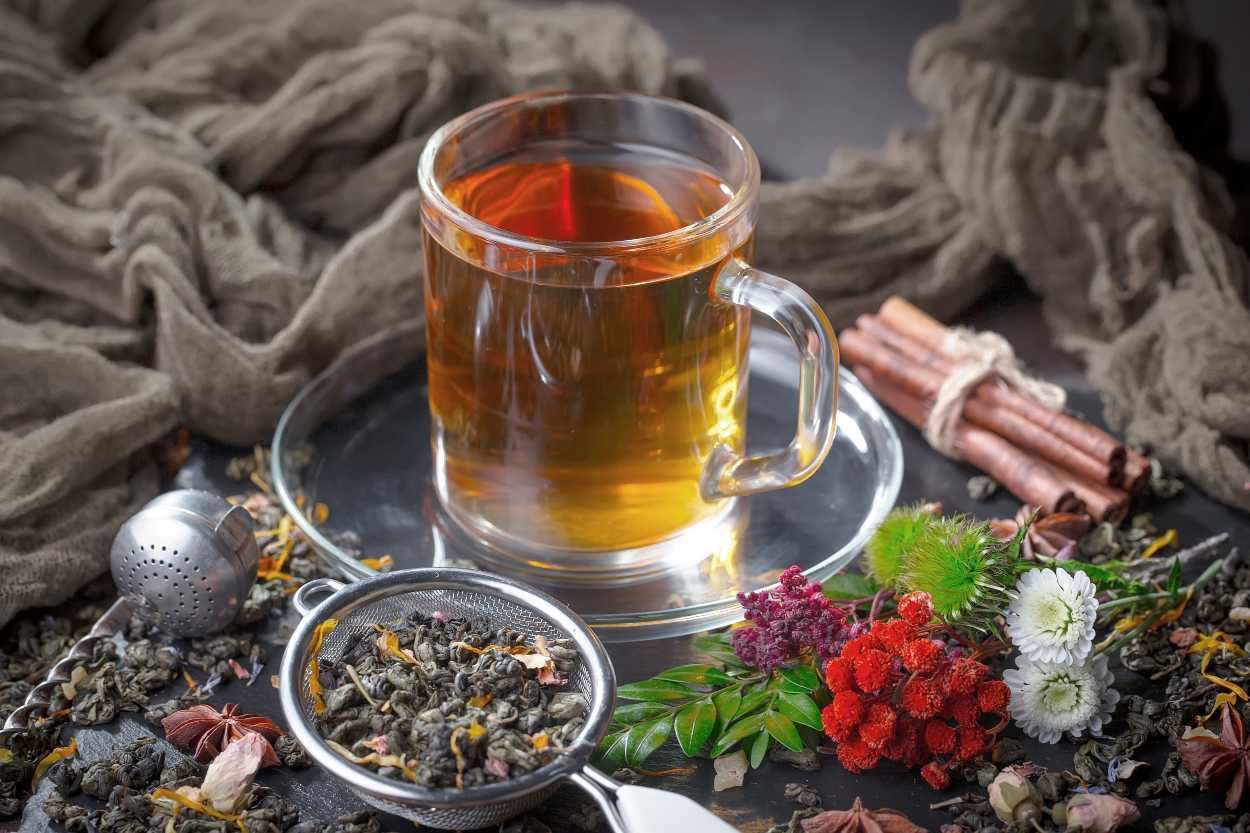 Neden Olur, Nasıl Geçer Öğrenmeli: Yemek Borusunda Yanmaya Ne İyi Gelir?