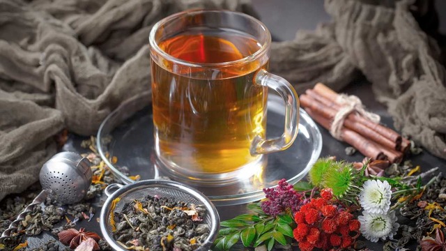 Neden Olur, Nasıl Geçer Öğrenmeli: Yemek Borusunda Yanmaya Ne İyi Gelir?