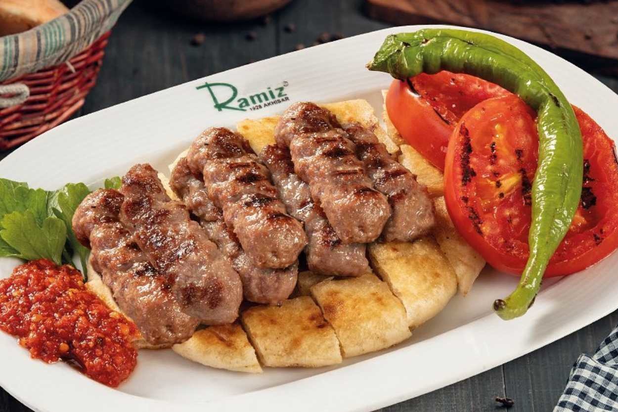 Köfteci Ramiz Menü ve Fiyat Listesi