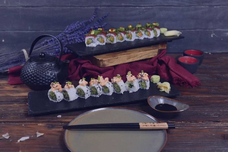 https://www.instagram.com/Sushiexpresstr/ | instagram