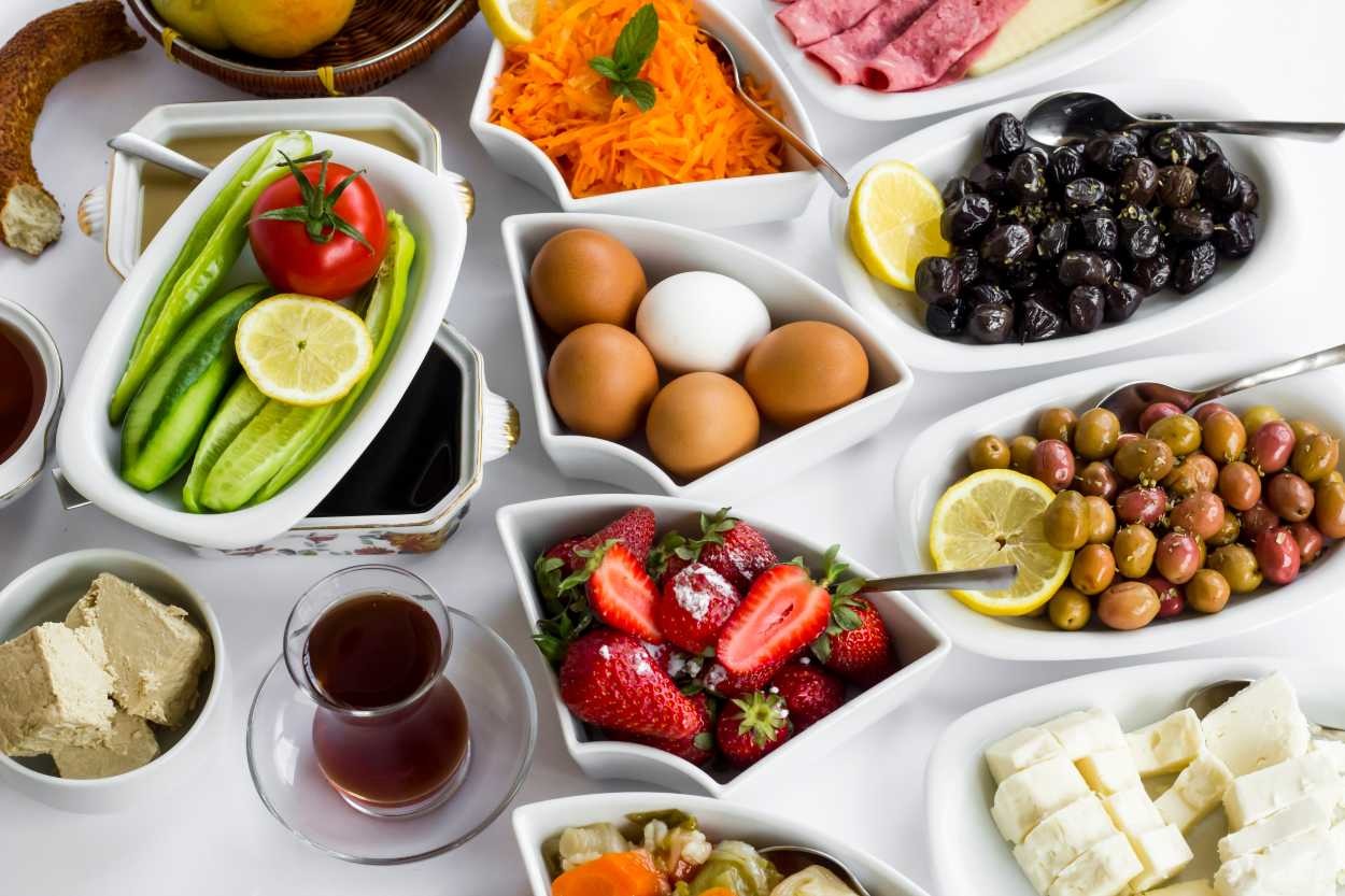 Tokluk Hissinin Uzun Sürmesini Sağlayan Bir Beslenme Programı O: Leptin Diyeti