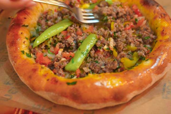 pekunlu-merkez-pide-trabzon