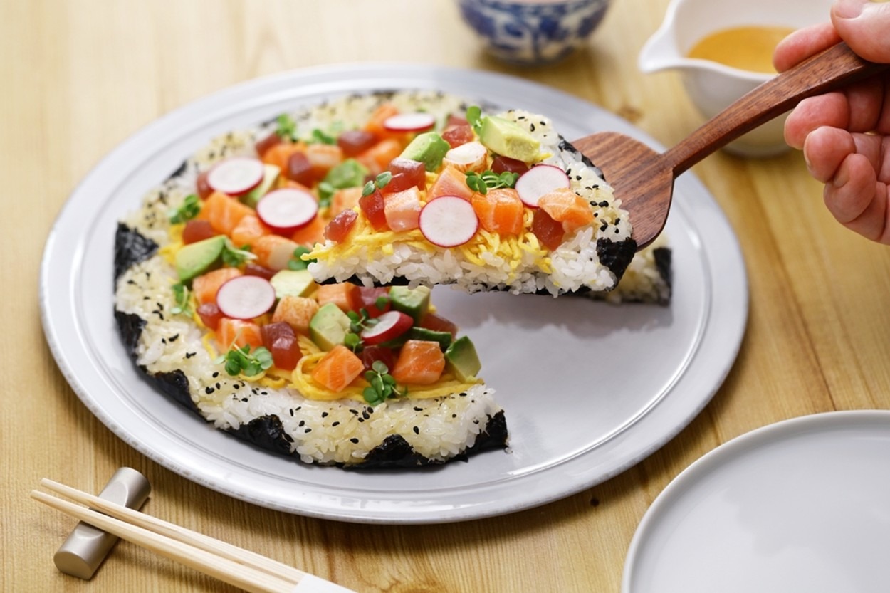 Japon ve İtalyan Mutfağının Buluşması: Sushi Pizza