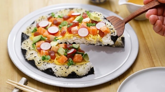 Japon ve İtalyan Mutfağının Buluşması: Sushi Pizza