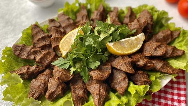 Yoğurmayla Uğraşmadan: Blenderda Çiğ Köfte