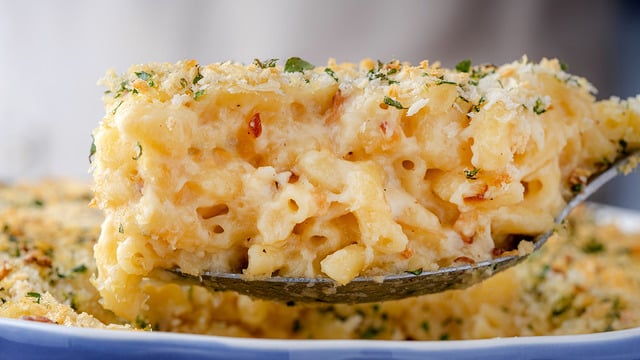 Bol Peynirli: 3 Peynirli Mac and Cheese