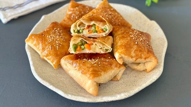 Garnitürle Yapılır: Bezelyeli Börek