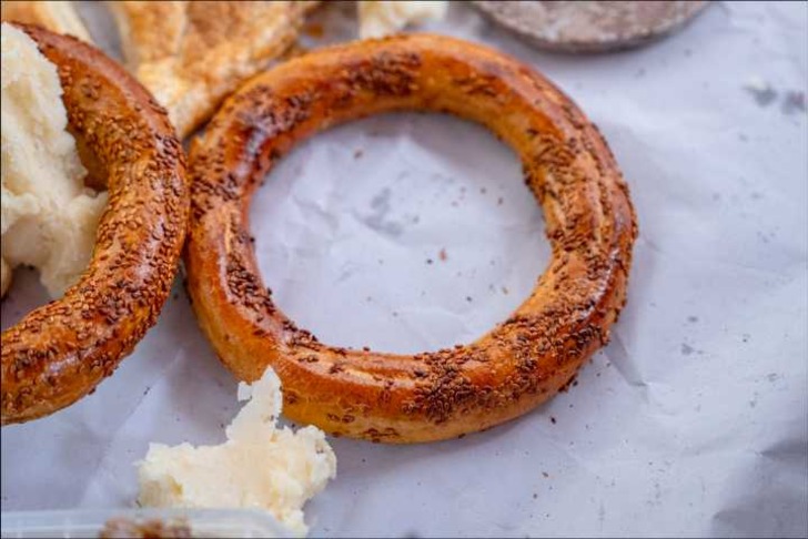Çiçekli Simit Sarayı Unlu Mamulleri