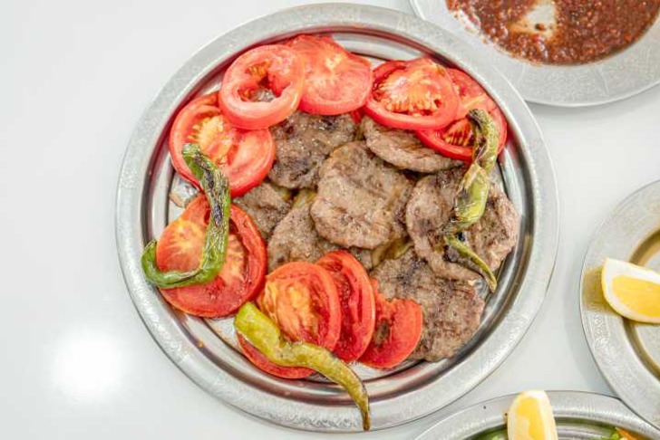Köfteci Ahmet Usta