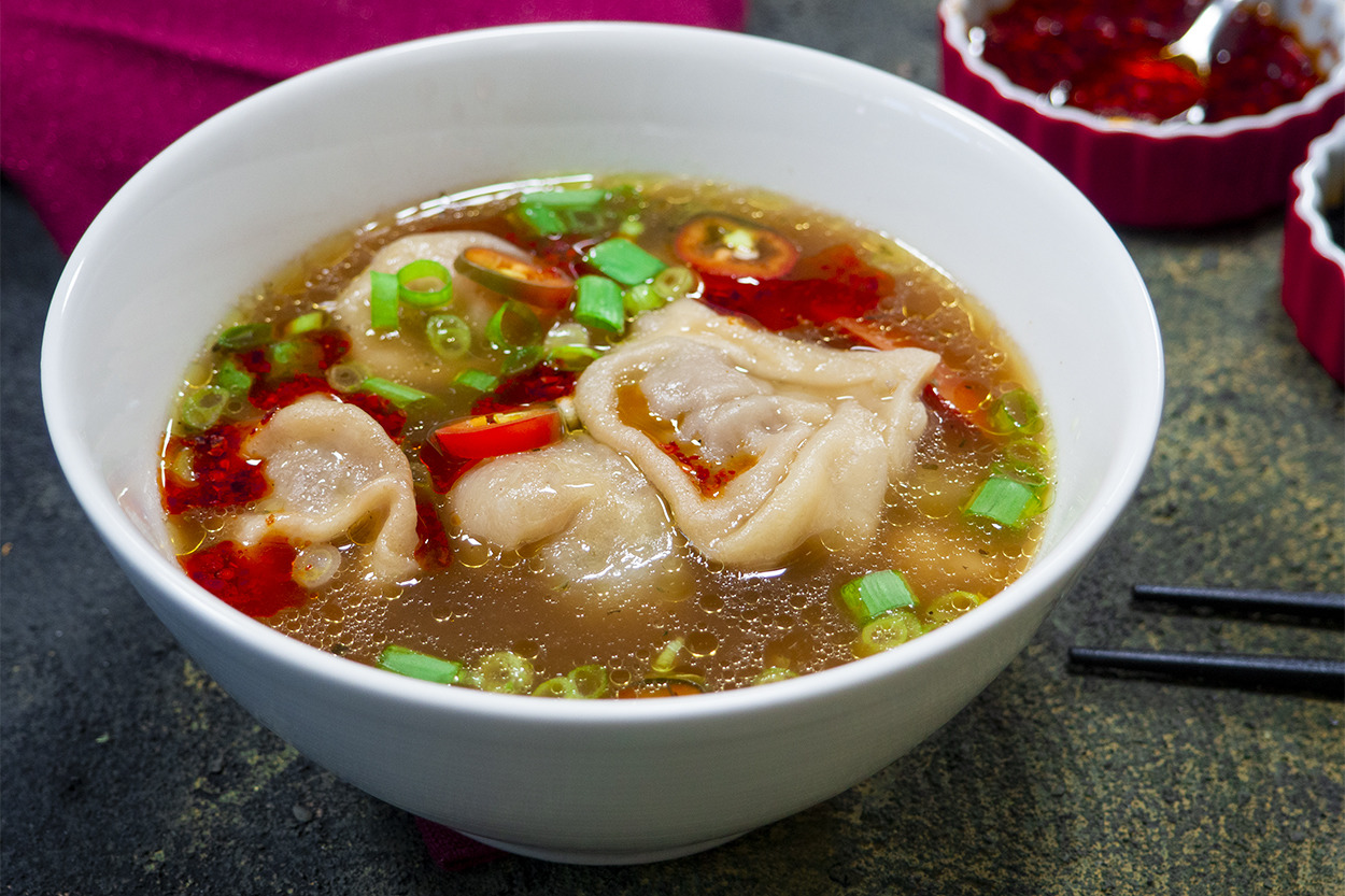 Uzak Doğu'nun Şifalı Çorbası: Wonton Çorbası