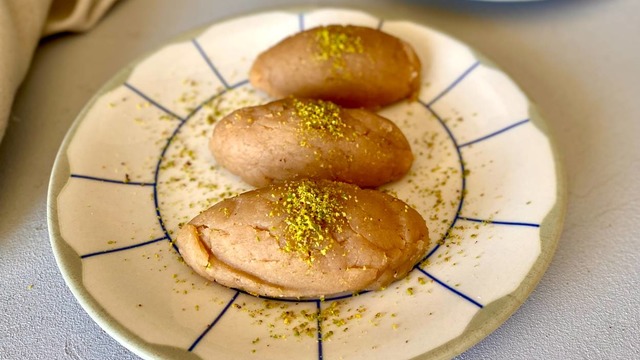 Ekonomik Bir Tatlı: 1 Bardak Unla 4 Kişilik Helva