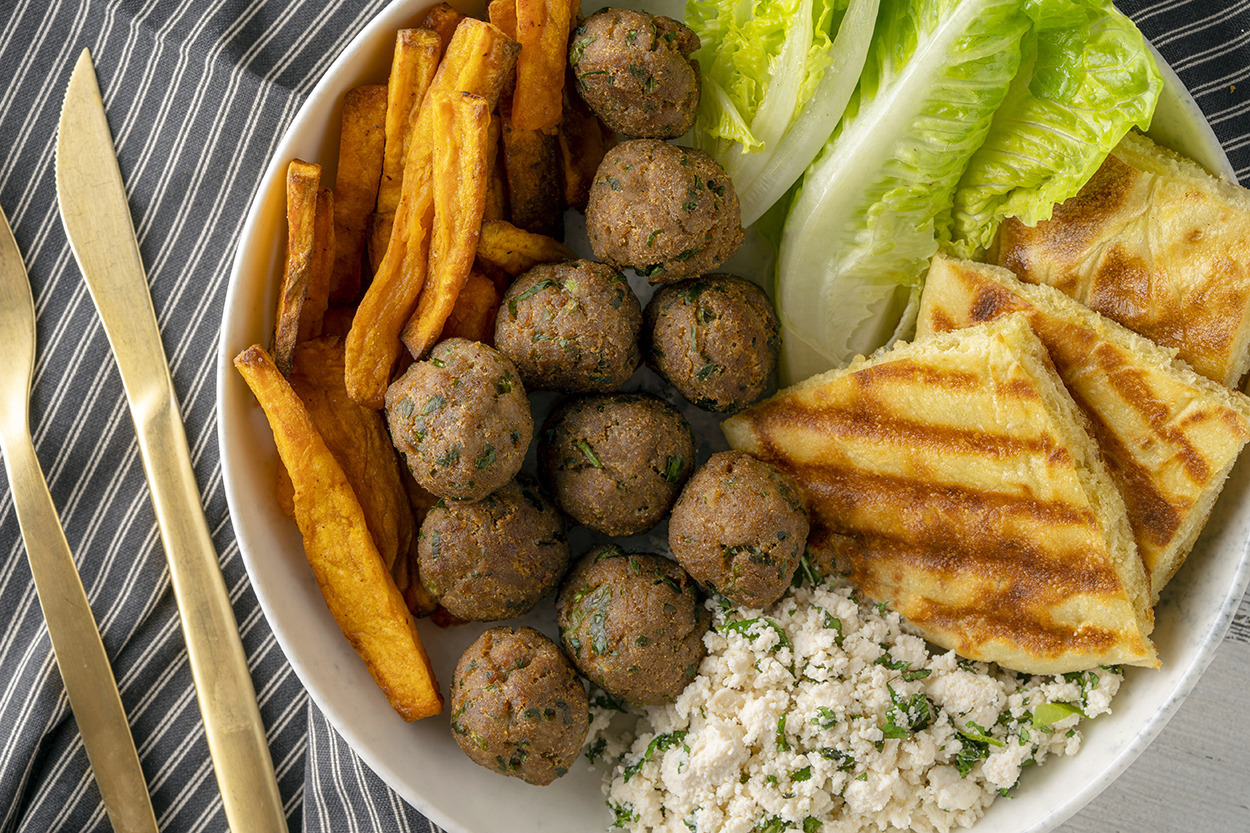 Doyurucu Bir Tabak: Lightfry'da Çıtır Tatlı Patatesli Köfte Kasesi