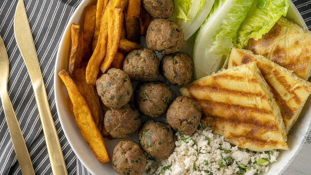 Doyurucu Bir Tabak: Lightfry'da Çıtır Tatlı Patatesli Köfte Kasesi
