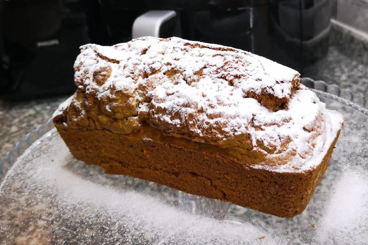 Hayran Kalacağınız: Glutensiz Havuçlu Cevizli Kek