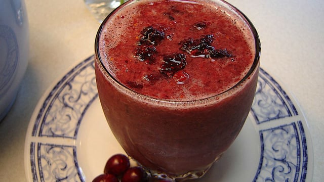 Sağlık İçeceği: Kızılcıklı, Kuşburnu Aromalı Buzlu Çay