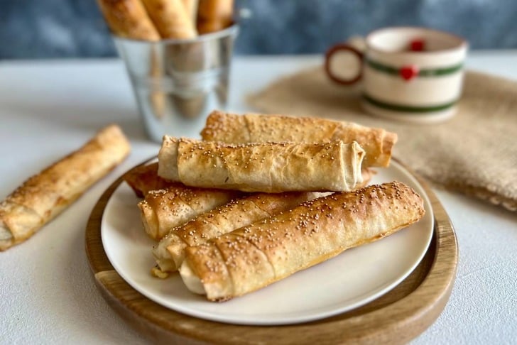 Üçgen Yufkadan Börek Tarifi