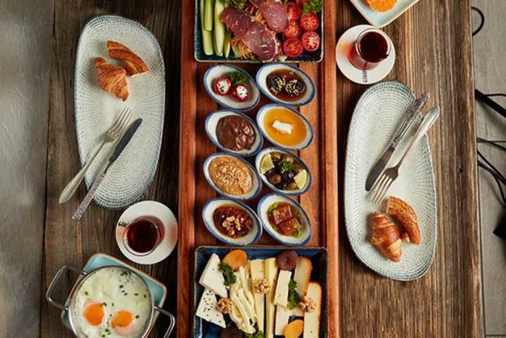 Giriftar Cafe