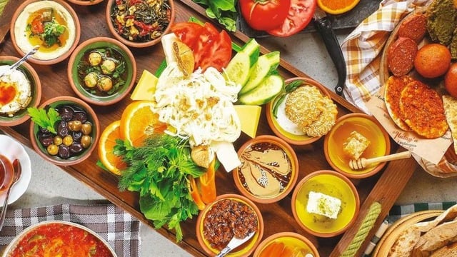 Ataşehir Kahvaltı Mekanları: Ataşehir'deki En İyi 10 Kahvaltıcı