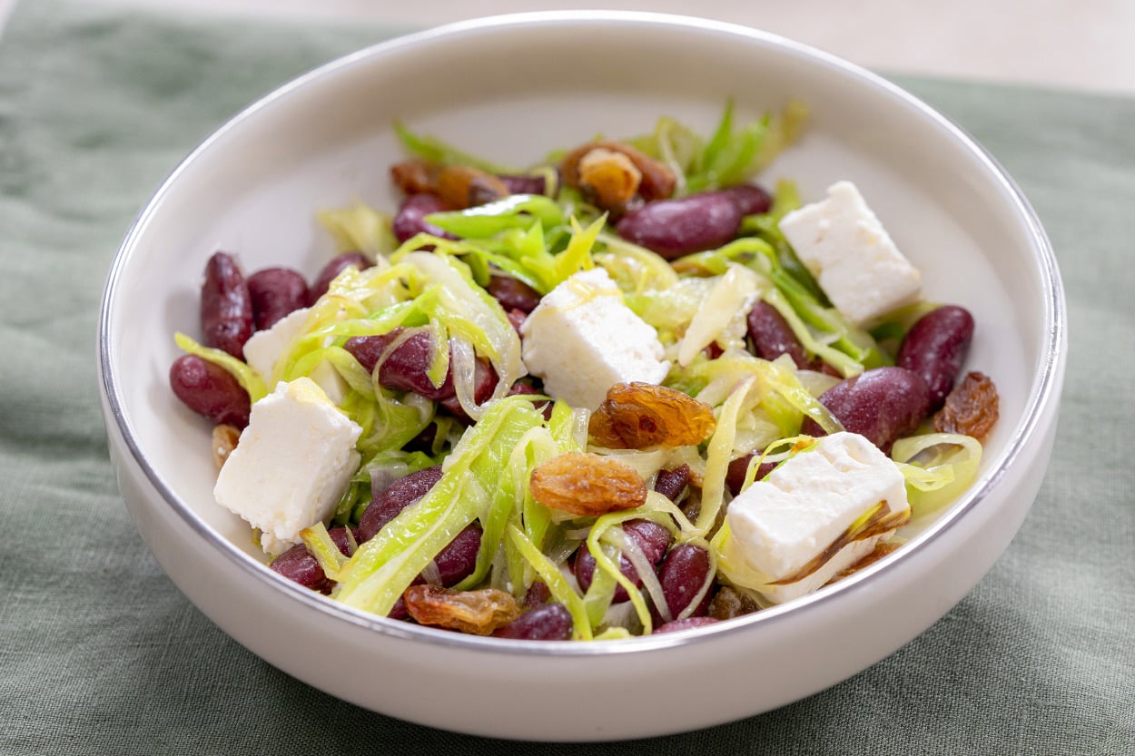 Yok Böyle Salata: Pırasalı Fasulye Salatası