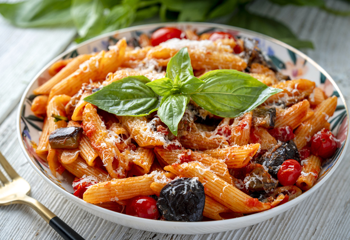 İtalyan Esintisi: Pasta Alla Norma Tarifi