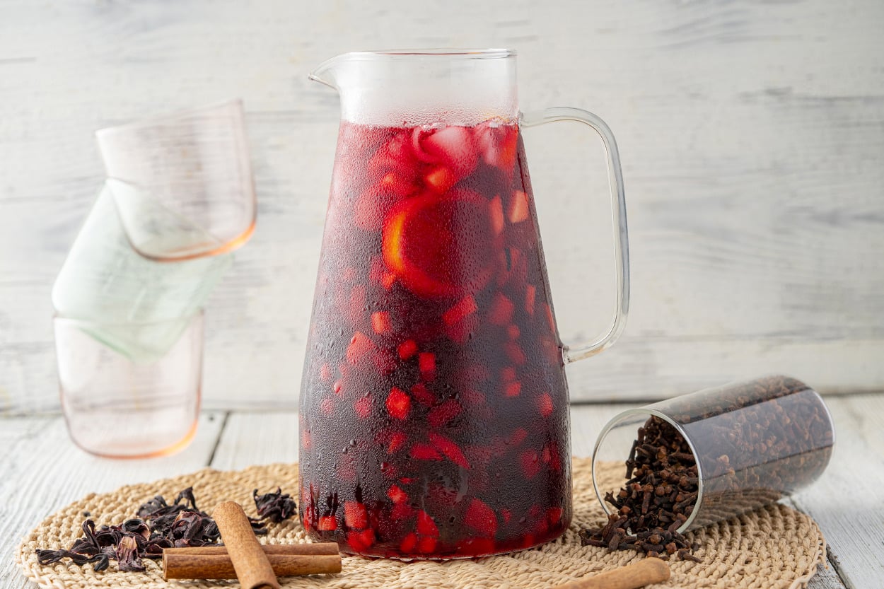 Şekeri Çok Dengeli: Soğuk Hibiskus Çayı