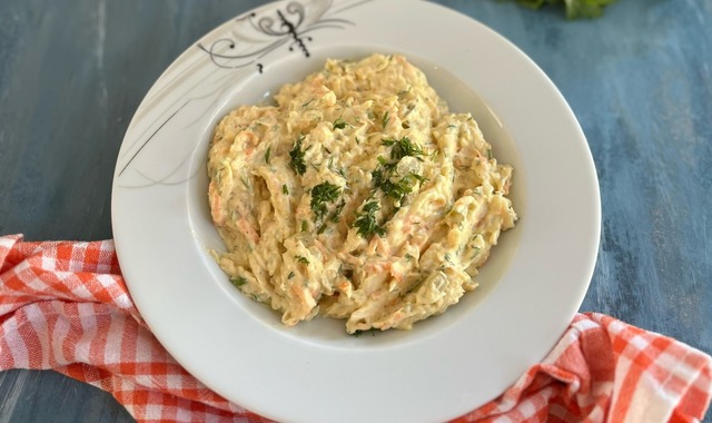 Şimdi Daha Lezzetli: Hardallı Kereviz Salatası
