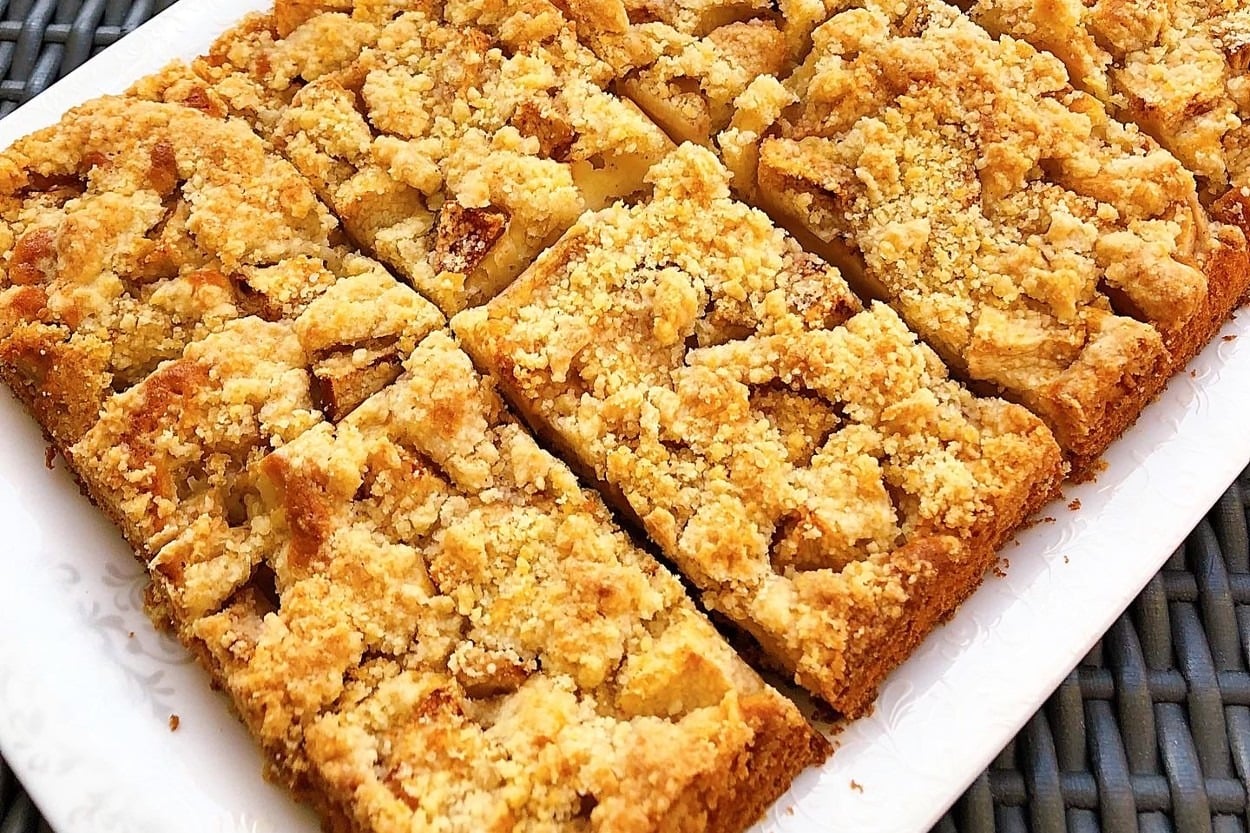 Tarçın Kokar: Elmalı Crumble Kek