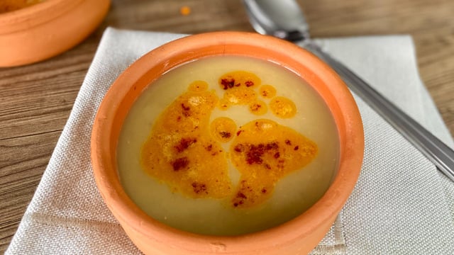 Sadece 1 Bardak Mercimekle: Esnaf Usulü Mercimek Çorbası