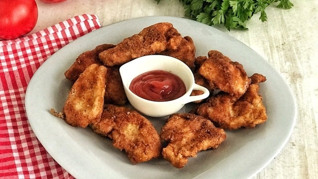 En Pratik Yemek: Tavuk Pane