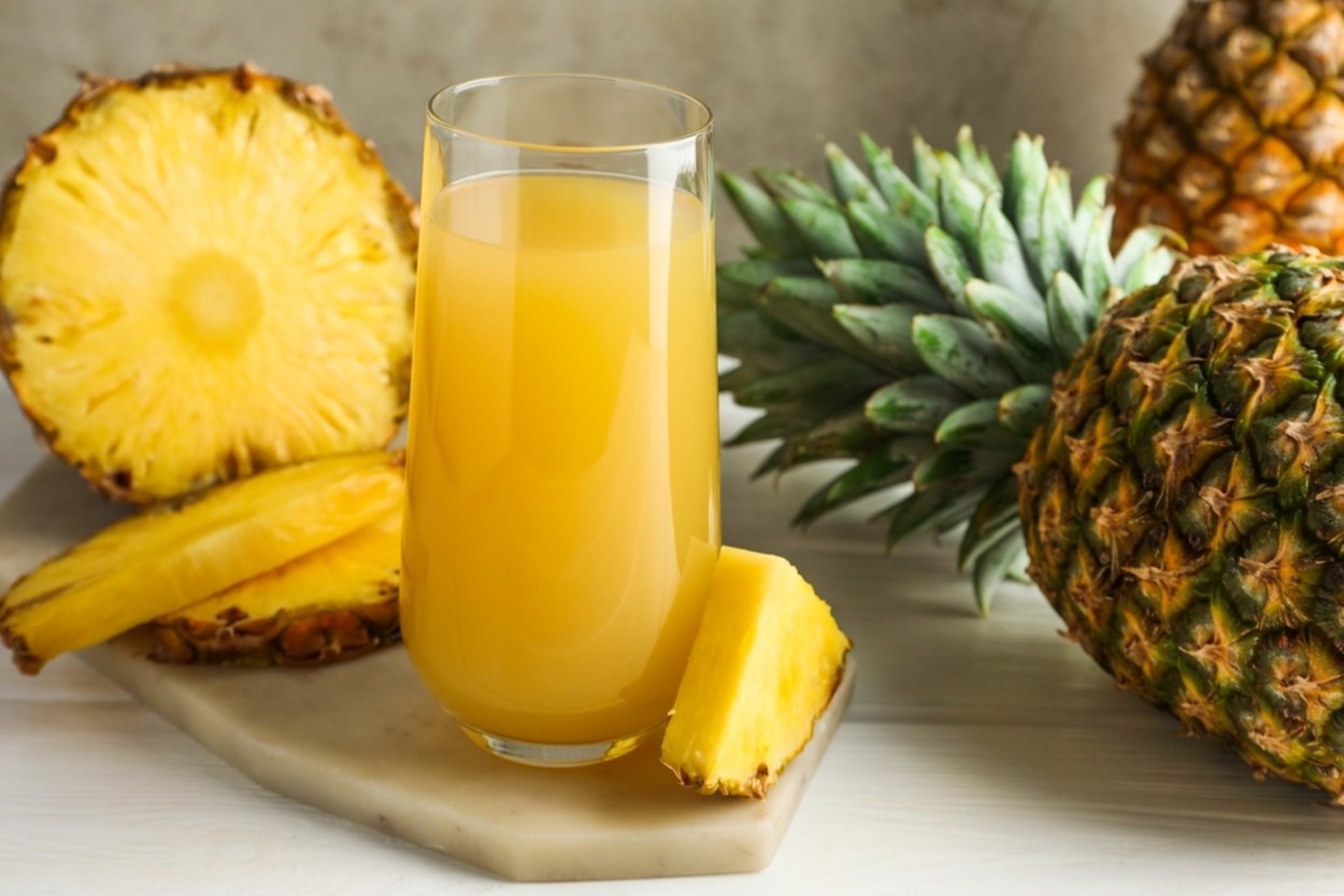 Ferahlık ve Şifa Bir Arada: Ananas Suyunun Faydaları