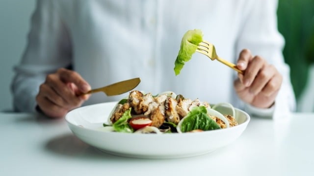 Tek Öğünle Beslenme Modeli: Omad Diyeti Nedir ve Nasıl Uygulanır?
