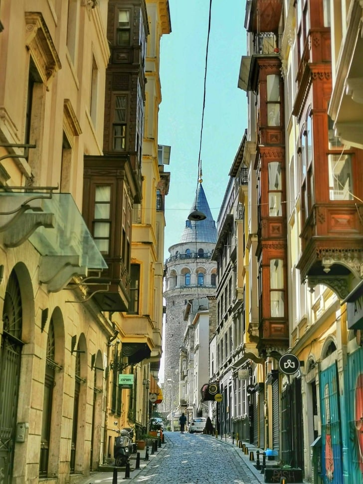 Beyoğlu'nda Turist Olma Rehberi