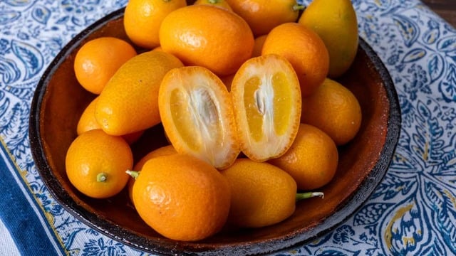 Kumkuat (Kamkat) Nasıl Yenir? Faydaları ve Tüketim Önerileri