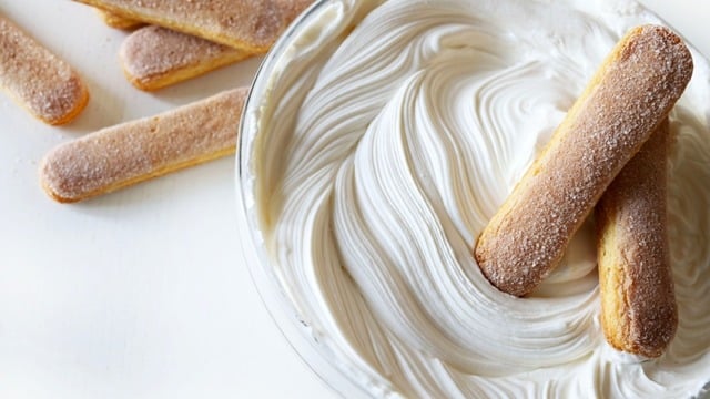 Mascarpone Peyniri Nedir ve Nasıl Kullanılır?