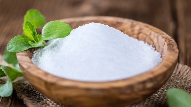 Şekerden 300 Kat Tatlı Ama Sıfır Kalorili: Stevia Nedir? Nasıl Kullanılır?