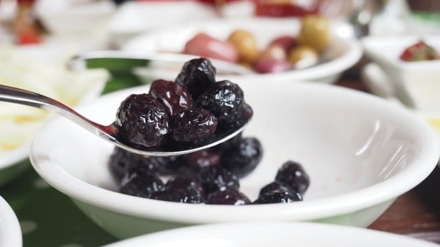 Zeytinin Faydaları, Kalori ve Besin Değerleri