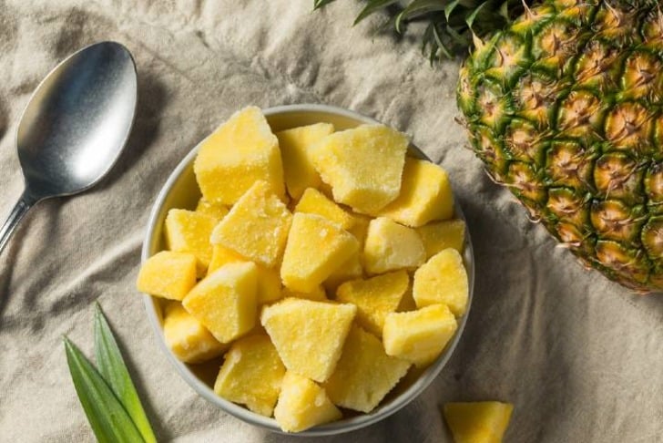 Ananas Nasıl Kesilir