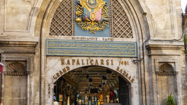Bir Günde Adım Adım Kapalı Çarşı Turu