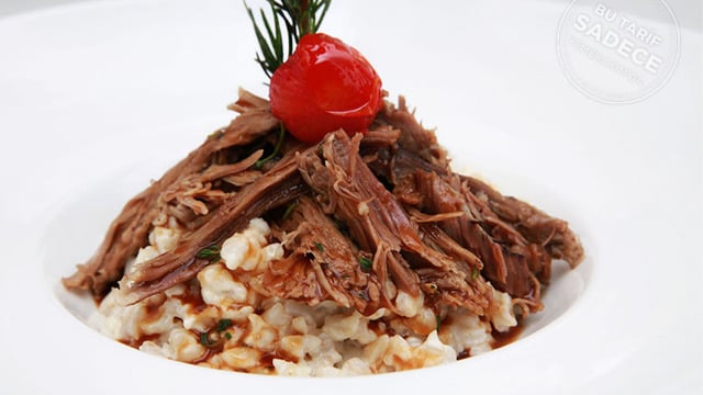 Mihri Restoran'dan: Keşkekli Kuzu Tandır