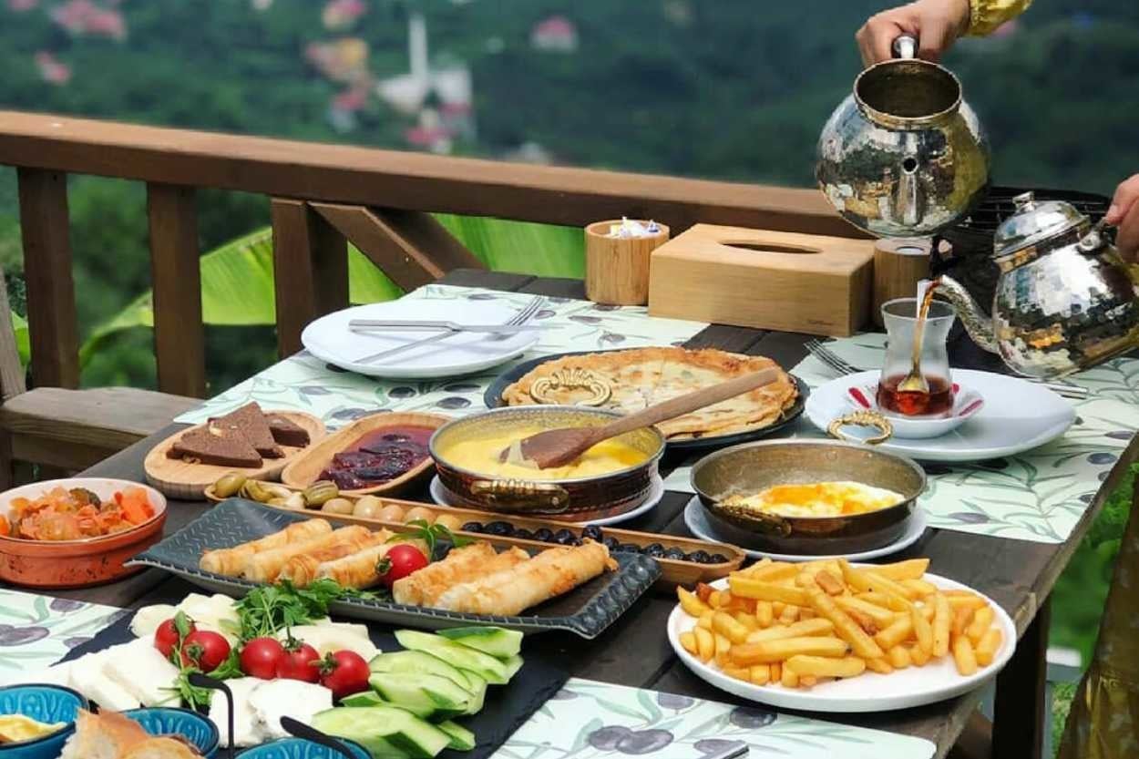 Trabzon Kahvaltı Yerleri: En İyi 10 Trabzon Kahvaltı Mekanı