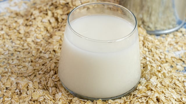 Evde Yapmak Daha Hesaplı: Yulaf Sütü