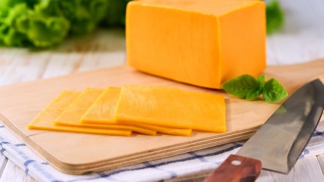 Cheddar Peyniri Nedir, Nasıl Kullanılır?