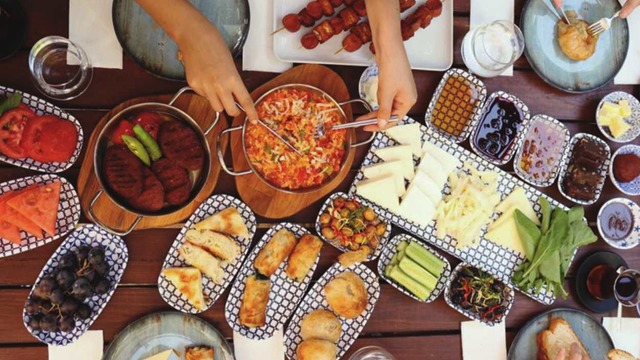 Çorlu Kahvaltı Mekanları: Çorlu'daki En İyi 9 Kahvaltıcı