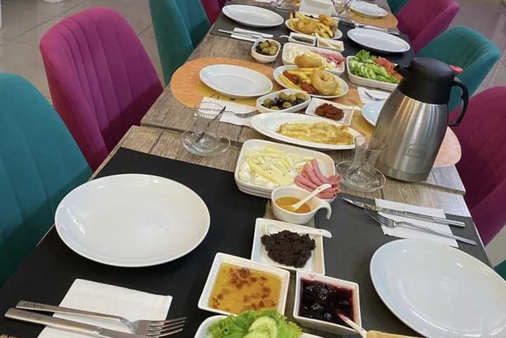 Çorlu Kahvaltı Mekanları: Çorlu'daki En İyi 9 Kahvaltıcı