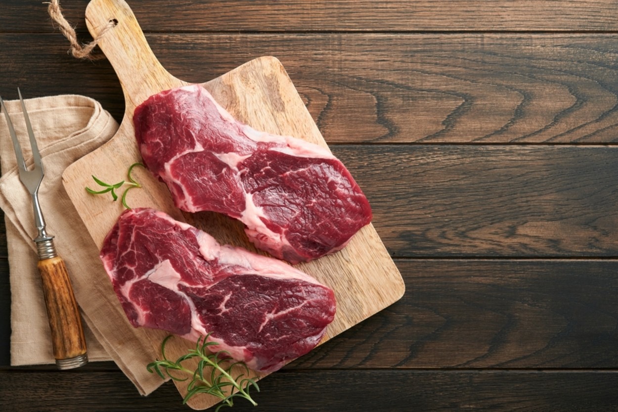 Angus Eti Nedir? Özellikleri ve Pişirme Yöntemleri