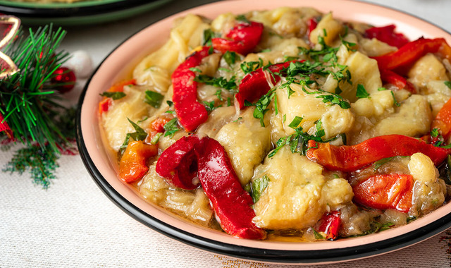Ekmek Banmalık: Közlenmiş Patlıcan Salatası
