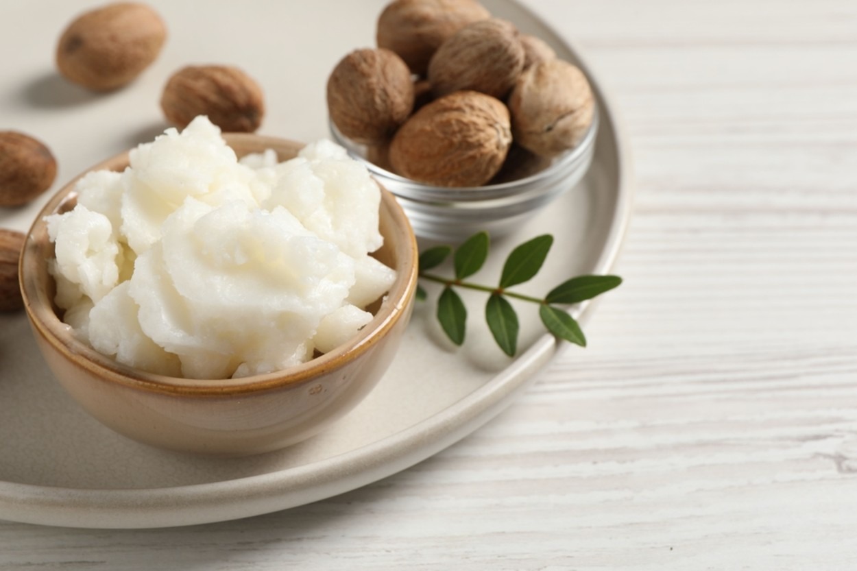 Shea Yağı Nedir? Cilde ve Saça Faydaları Nelerdir?