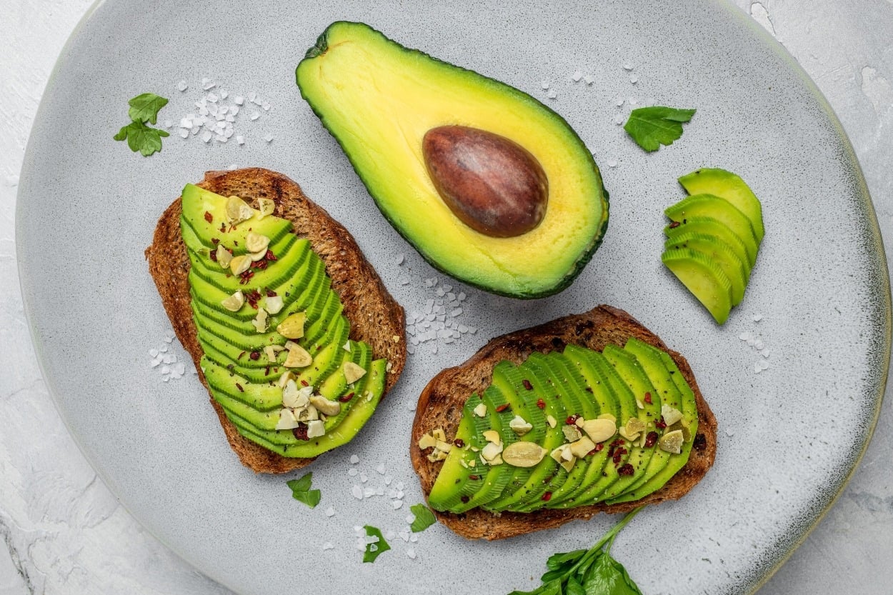Avokado Kaç Kalori? Avokado Besin Değerleri