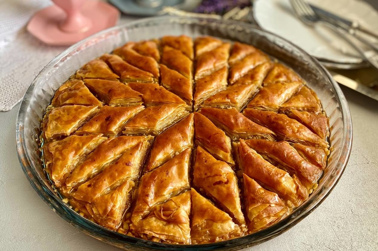 Adım Adım Evde Yapım Rehberi: Cevizli Baklava