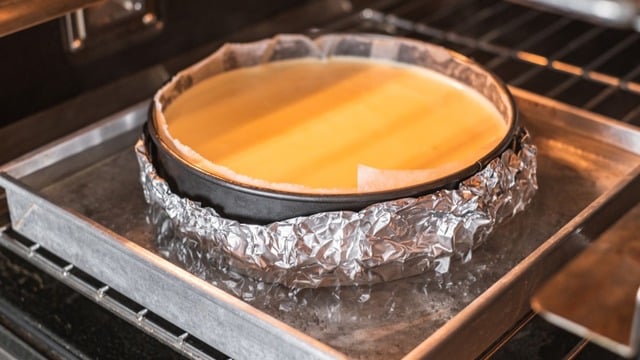 Cheesecake Neden Çatlar? Çatlaması Nasıl Önlenir?